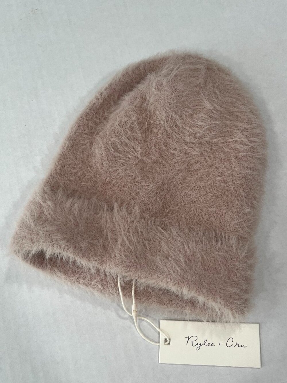 Girl - M/L - NWT Rylee + Cru Beanie in Blush